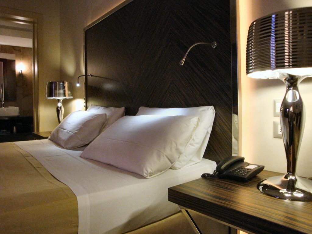 Hotel Byron Rimini Extérieur photo