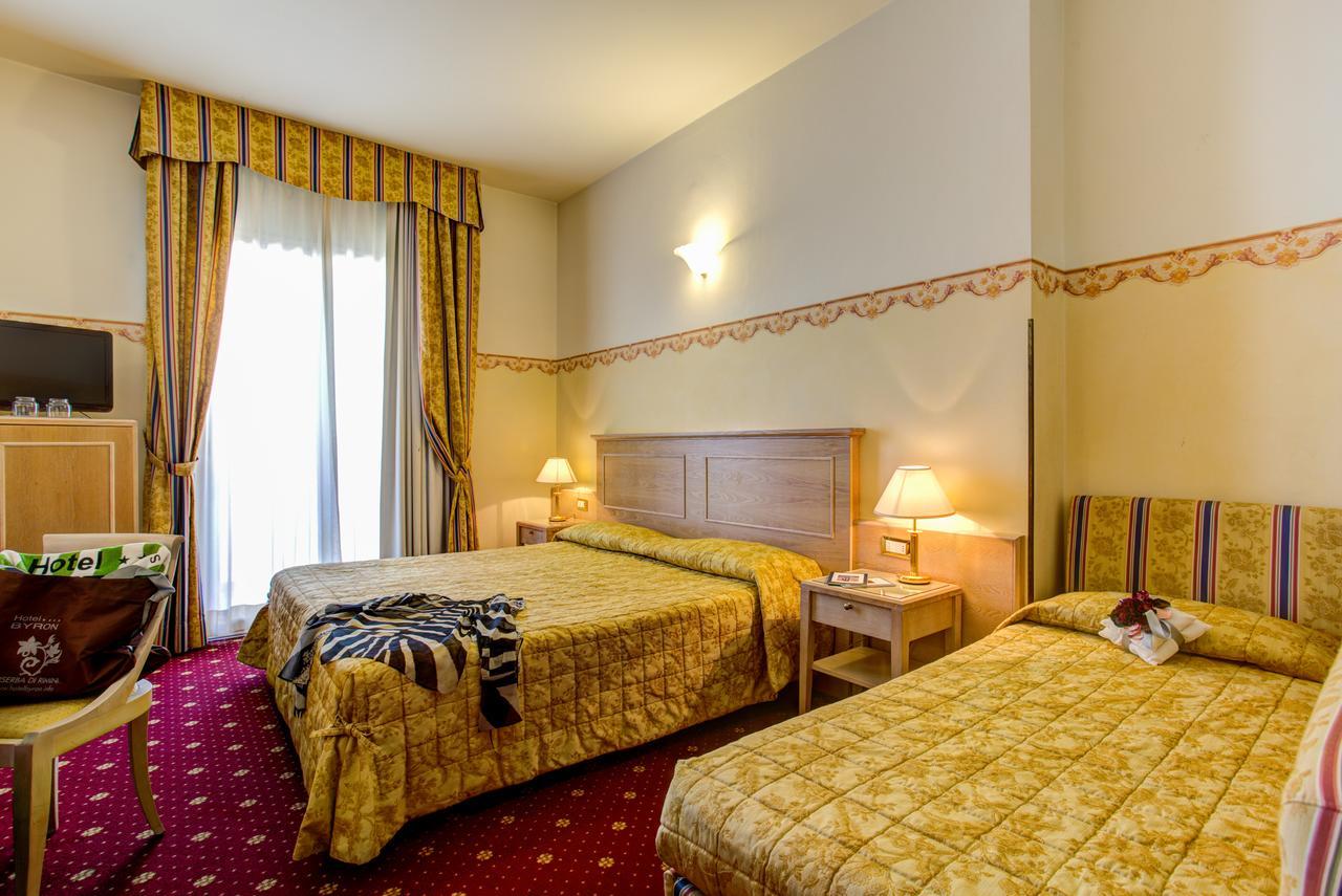 Hotel Byron Rimini Extérieur photo